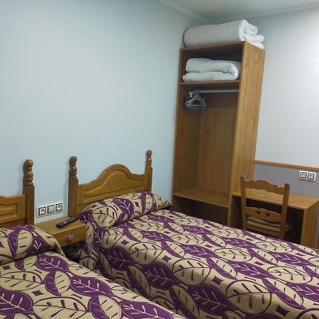 Fuensanta de Martos Hostal Banderas מראה חיצוני תמונה