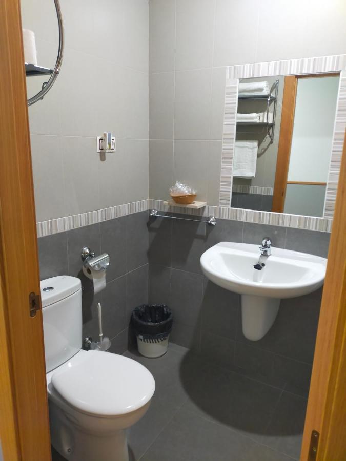 Fuensanta de Martos Hostal Banderas מראה חיצוני תמונה