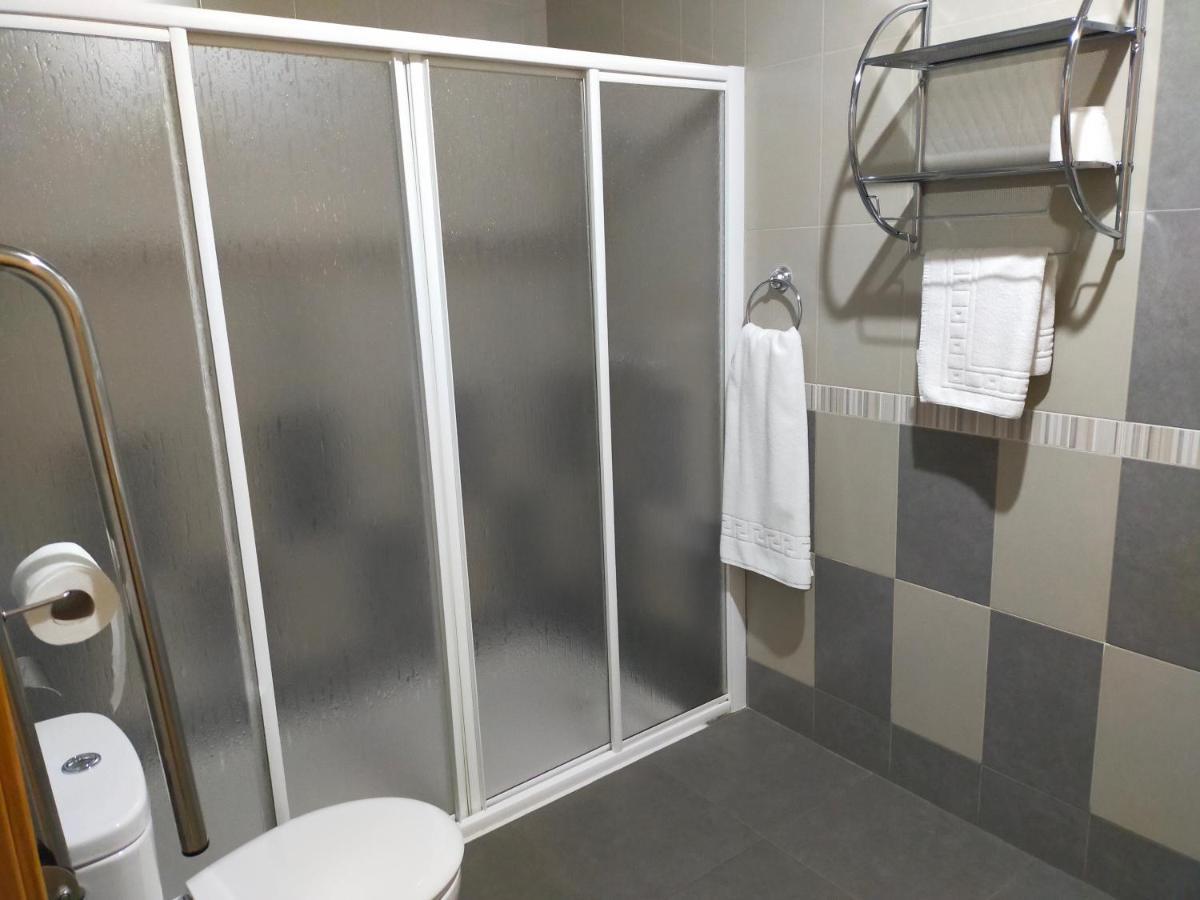 Fuensanta de Martos Hostal Banderas מראה חיצוני תמונה