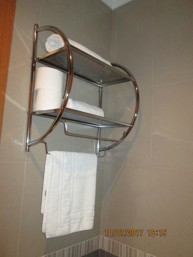 Fuensanta de Martos Hostal Banderas מראה חיצוני תמונה
