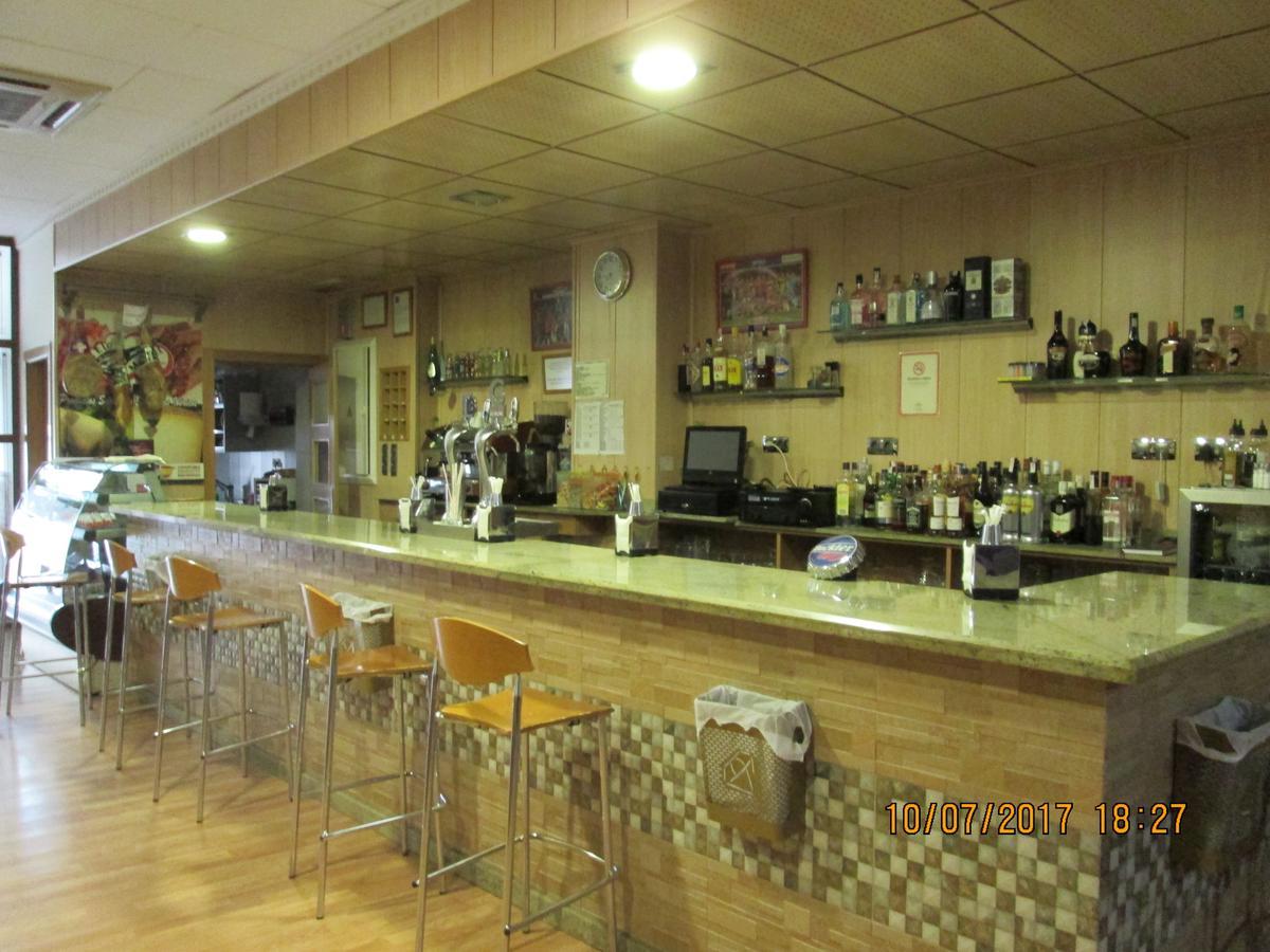 Fuensanta de Martos Hostal Banderas מראה חיצוני תמונה